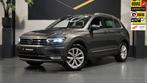 Volkswagen Tiguan 1.5 TSI Highline AUTOMAAT-ACC-CAMERA-CLIMA, 15 km/l, Zwart, 150 pk, Alcantara