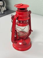 Antieke antiek rood rode stormlamp olielantaarn olielamp, Antiek en Kunst, Antiek | Lampen, Ophalen of Verzenden