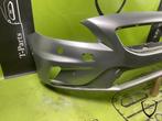 volvo v40 voorbumepr bumper R design, Auto-onderdelen, Carrosserie en Plaatwerk, Ophalen of Verzenden, Gebruikt, Volvo, Bumper
