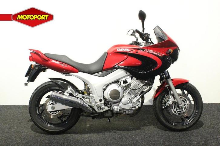 Yamaha TDM 850 (bj 2000), Motoren, Motoren | Yamaha, Bedrijf, Toermotor