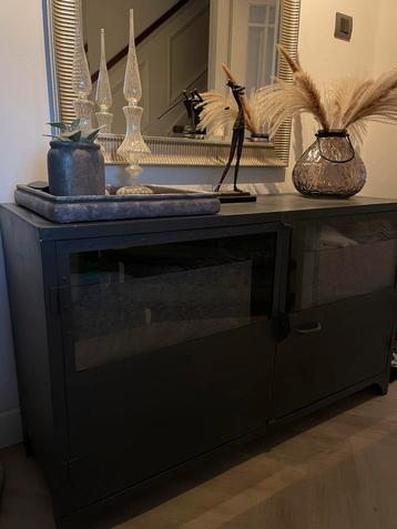 Industriële kast - 125cm breed - Zeer Goede Staat