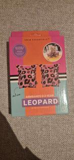 Swim Essentials Leopard Armbanden 0-2 Jaar - Nieuw, Kinderen en Baby's, Babykleding | Baby-zwemkleding, Swim essentials, Meisje