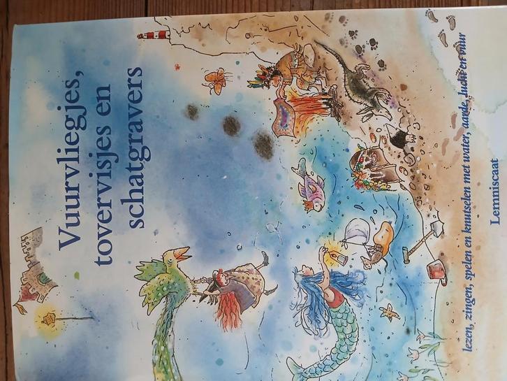 Vuurvliegjes, tovervisjes en schatgravers, Boeken, Kinderboeken | Jeugd | onder 10 jaar, Zo goed als nieuw, Sprookjes, Ophalen of Verzenden