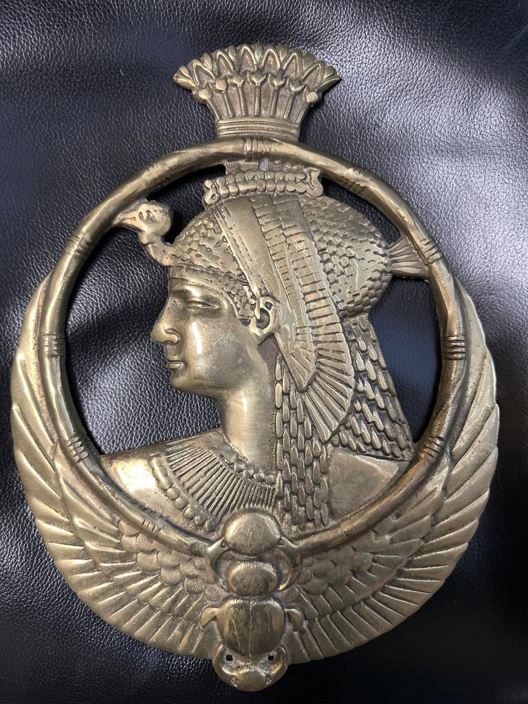 Messing Plaquette Egyptische Godin Isis, Ophalen of Verzenden, Metaal, Goud, Religie