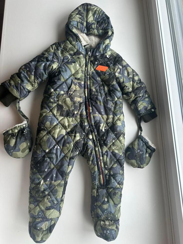 Als nieuw, Vingino baby skipak, maat 74, Kinderen en Baby's, Babykleding | Maat 74, Zo goed als nieuw, Jongetje, Jasje, Ophalen of Verzenden