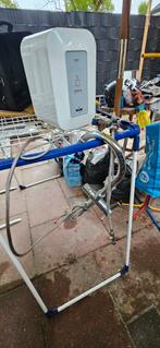 Heel set boiler en kraan bijna NIEUW, Doe-het-zelf en Verbouw, Geisers en Boilers, Ophalen of Verzenden, Nieuw
