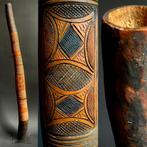 Authentiek instrument uit Papua Nieuw Guinea - 85,5 cm, Antiek en Kunst, Kunst | Niet-Westerse kunst, Ophalen of Verzenden