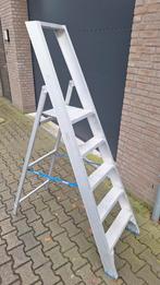 Solide Bordestrap / ladder 5 treden Sta hoogte 125 cm., Ophalen, Gebruikt, ., .