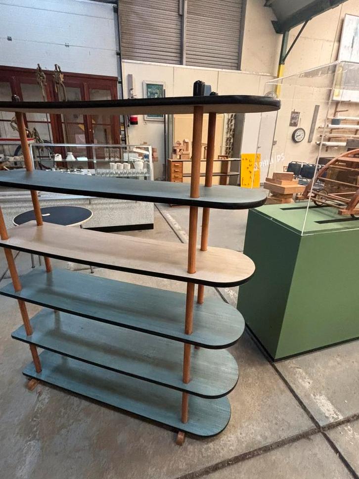 Vintage stokkenlast / roomdivider, Huis en Inrichting, Kasten | Stellingkasten, Gebruikt, Ophalen