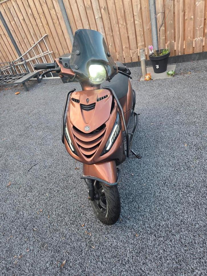 Piaggio zip 80cc lees beschrijving goed!, Fietsen en Brommers, Scooters | Piaggio, Gebruikt, Zip, Benzine, Ophalen of Verzenden