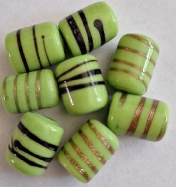 Groene bewerkte buis vorm glas kralen 13x10 mm beschikbaar voor biedingen