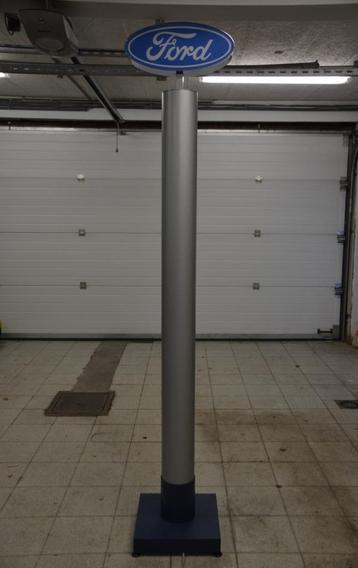 Ford originele lichtreclame lichtbak 2m35 hoog zeer zeldzaam beschikbaar voor biedingen