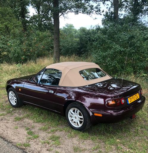 Mazda MX-5 1.6 I 1996 Rood, Auto's, Mazda, Particulier, MX-5, Benzine, Cabriolet, Handgeschakeld, Geïmporteerd, Rood, Achterwielaandrijving