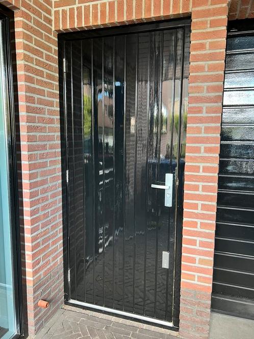 Garagedeur / loopdeur 211 x 87 cm, Doe-het-zelf en Verbouw, Deuren en Horren, Gebruikt, Buitendeur, 200 tot 215 cm, 80 tot 100 cm
