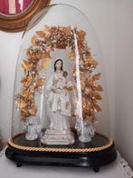 Oude glazen stolp met Maria en Jezus., Antiek en Kunst, Ophalen of Verzenden