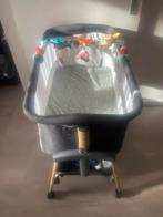 Co-sleeper in uitstekende staat klaar voor de pasgebore baby, Kinderen en Baby's, Babywiegjes en Ledikanten, Ophalen, Zo goed als nieuw