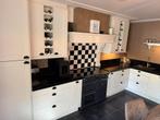 Te koop Gebruikte landelijke keuken, Huis en Inrichting, Keuken | Complete keukens, Ophalen, Zo goed als nieuw, Hoekkeuken