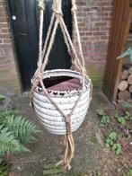 Geglazuurde bloempot in macrame hanger, Tuin en Terras, Bloempotten, Ophalen, Rond, Aardewerk, Binnen