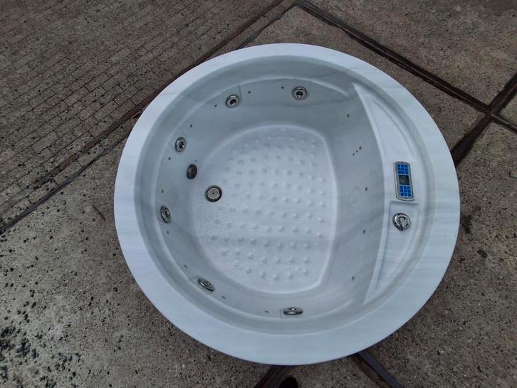 ‼️ronde familie spa ‼️7dagen open op afspraak, Tuin en Terras, Bubbelbaden en Hottubs, Gebruikt, Filter, Ophalen of Verzenden