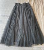 Nieuw - Grijze rok met stippen, Kleding | Dames, Rokken, Nieuw, Ophalen of Verzenden, Knielengte, Maat 34 (XS) of kleiner