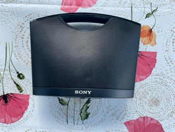 Sony SRS BTM8 bluetooth speaker. beschikbaar voor biedingen