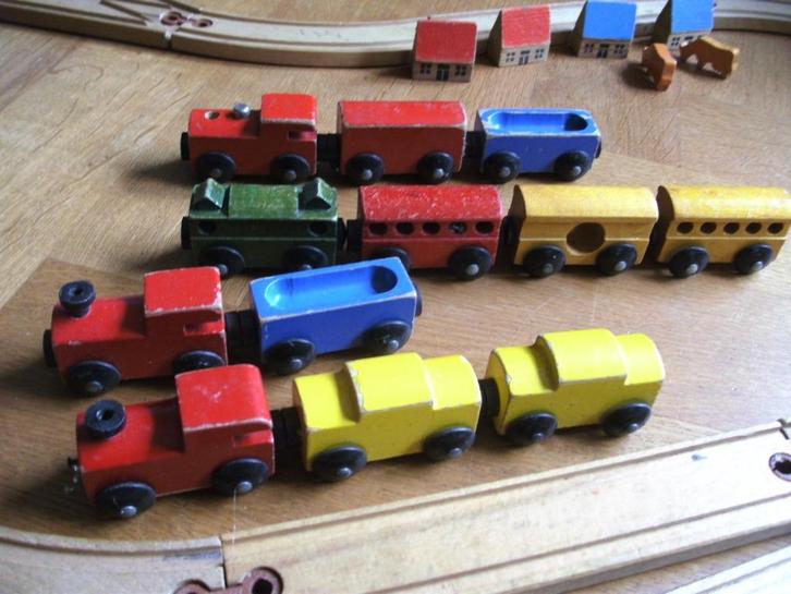 houten speelgoedtrein en divers speelgoed, Kinderen en Baby's, Speelgoed | Houten speelgoed, Gebruikt, Overige typen, Ophalen of Verzenden