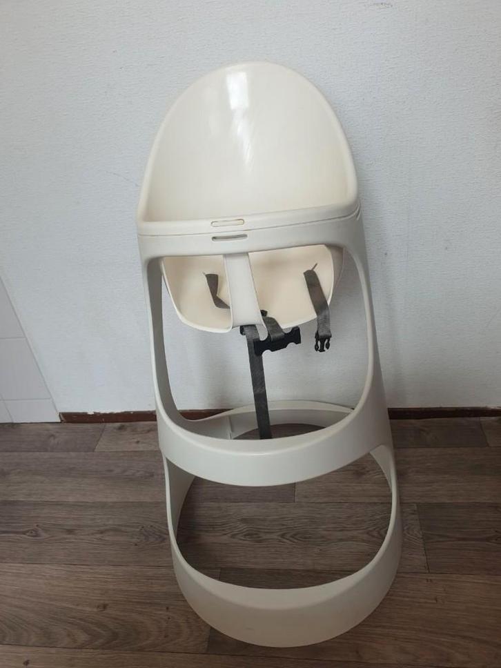 Witte Leopard eetstoel van Ikea | voor de kind ( Antilop ), Kinderen en Baby's, Kinderstoelen, Overige typen, Afneembaar eetblad