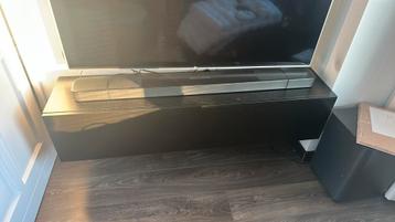 Zwevend tv meubel zwart beschikbaar voor biedingen