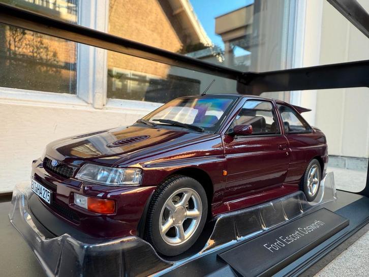 1:18 Ford Escort RS Cosworth Violet 1992 Norev 182778, Hobby en Vrije tijd, Modelauto's | 1:18, Nieuw, Auto, Norev, Ophalen of Verzenden
