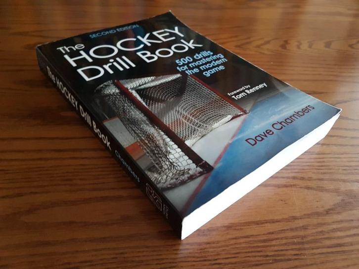 THE HOCKEY DRILL BOOK - Dave Chambers, Boeken, Sportboeken, Gelezen, Balsport, Ophalen of Verzenden