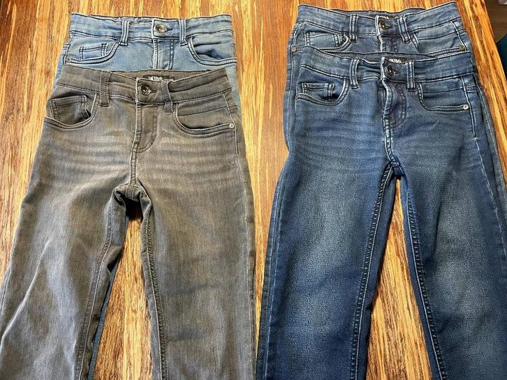 Spijkerbroeken maat 140 - set van 4, Kinderen en Baby's, Kinderkleding | Maat 140, Zo goed als nieuw, Jongen, Broek, Ophalen