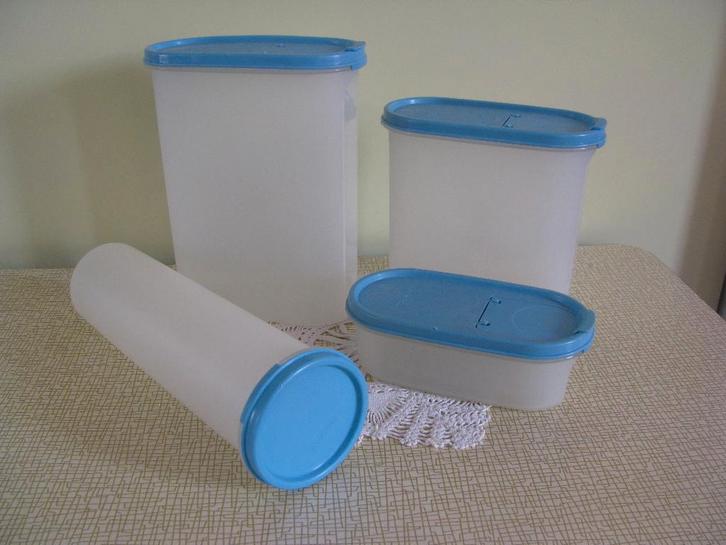 Tupperware * 3 x ruimtespaarder & 1 x bus * in 1 koop =, Huis en Inrichting, Keuken | Tupperware, Bus of Trommel, Blauw, Wit, Crème