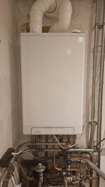 Intergas Kompakt HRE 36/30 A CV-ketel jong gebruikt beschikbaar voor biedingen