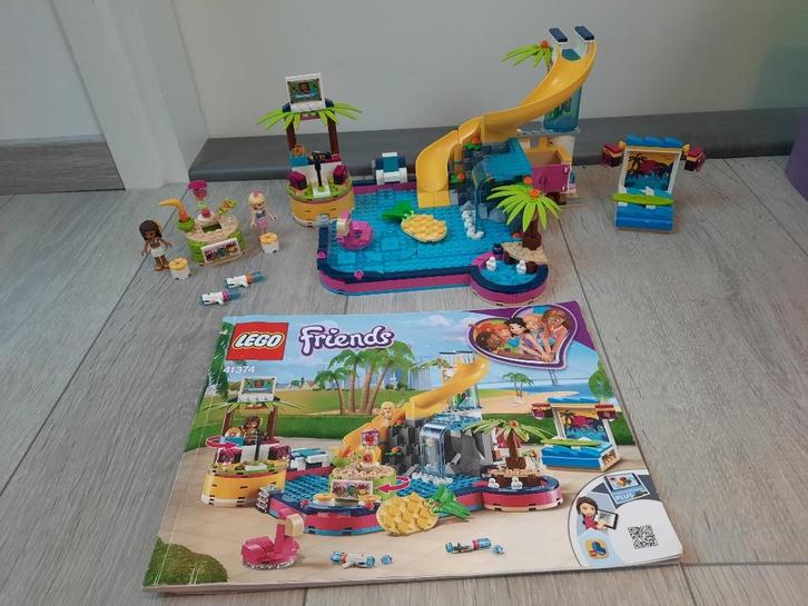 lego friends 41374, Kinderen en Baby's, Speelgoed | Duplo en Lego, Gebruikt, Lego, Complete set, Ophalen of Verzenden