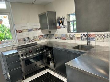 Complete horeca-look keuken - 5 jaar oud beschikbaar voor biedingen