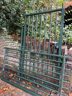 Groen Spijlenhekwerk met Poort - 196cm breed, Tuin en Terras, Tuinhekken en Hekwerk, Ophalen, Met poort, Gebruikt, Spijlenhekwerk