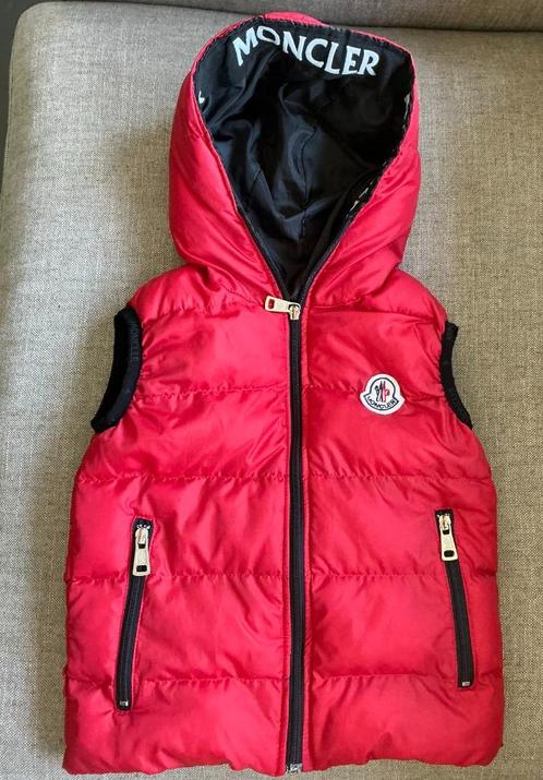 Moncler, Bodywarmer,  maat 110-116 (4-5jr), Kinderen en Baby's, Kinderkleding | Maat 110, Gebruikt, Jongen of Meisje, Jas, Ophalen of Verzenden