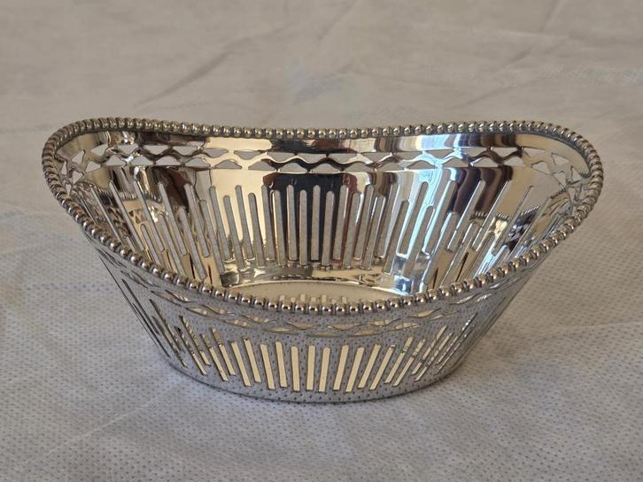 Verzilverd bonbonmandje Keltum, Antiek en Kunst, Antiek | Goud en Zilver, Ophalen of Verzenden