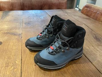 Quechua Wandelschoenen Maat 39 beschikbaar voor biedingen