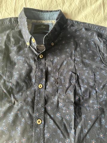 + Zo goed als nieuwe Vanguard blouse. Maat Large. beschikbaar voor biedingen