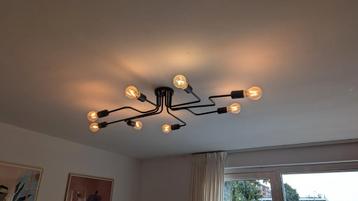 Industriële plafondlamp incl 8 led lichtbronnen beschikbaar voor biedingen