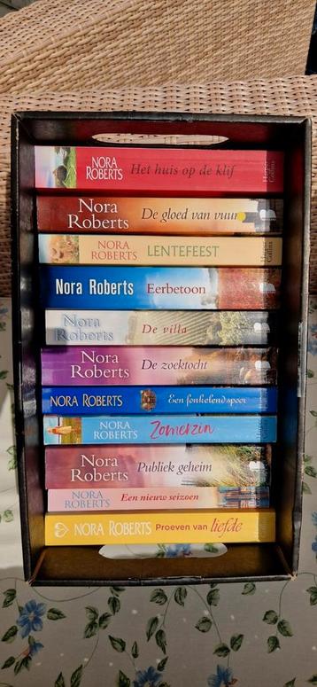 11 x Nora Roberts à € 3,95 p.st. beschikbaar voor biedingen