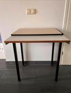 Vintage bureau tafel zwart metaal bijzettafel, Huis en Inrichting, Bureaus, Ophalen of Verzenden, Zo goed als nieuw, Bureau