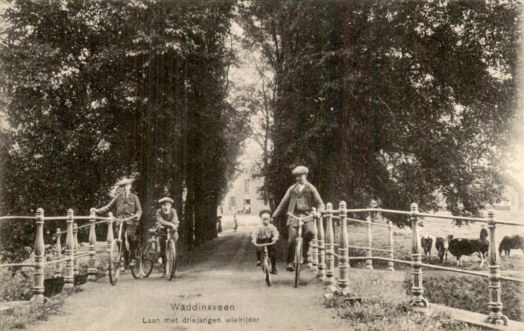 Waddinxveen - Laan direjarigen wielrijders, Verzamelen, Ophalen of Verzenden, Voor 1920, Gelopen, Zuid-Holland