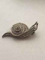 Broche slak met veel glitters - stras stenen, Sieraden, Tassen en Uiterlijk, Broches, Verzenden, Zo goed als nieuw, Overige materialen