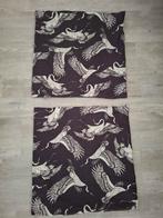 Aubergine kussenhoezen met kraanvogels 50x50, Huis en Inrichting, Woonaccessoires | Kussens, Ophalen of Verzenden, Zo goed als nieuw