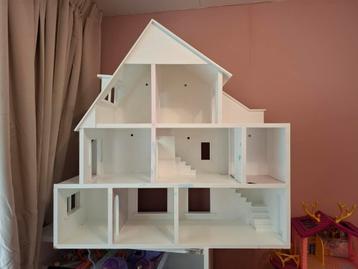 Vt wonen poppenhuis beschikbaar voor biedingen