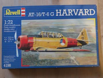 AT-16 Texan Nederlands Revell 1/72