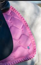 Gezocht: PS of Sweden RUFFLE DEKJE PEARL BRIGHT MAGENTA, Dieren en Toebehoren, Ophalen, Zo goed als nieuw