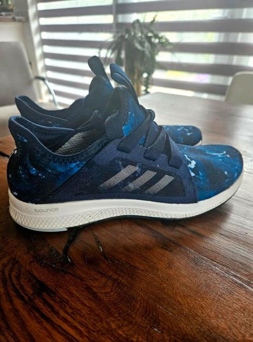 ZGAN Adidas Bounce maat 40, Sport en Fitness, Loopsport en Atletiek, Zo goed als nieuw, Overige typen, Adidas, Ophalen of Verzenden